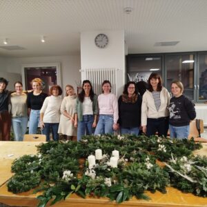 Adventskranz binden